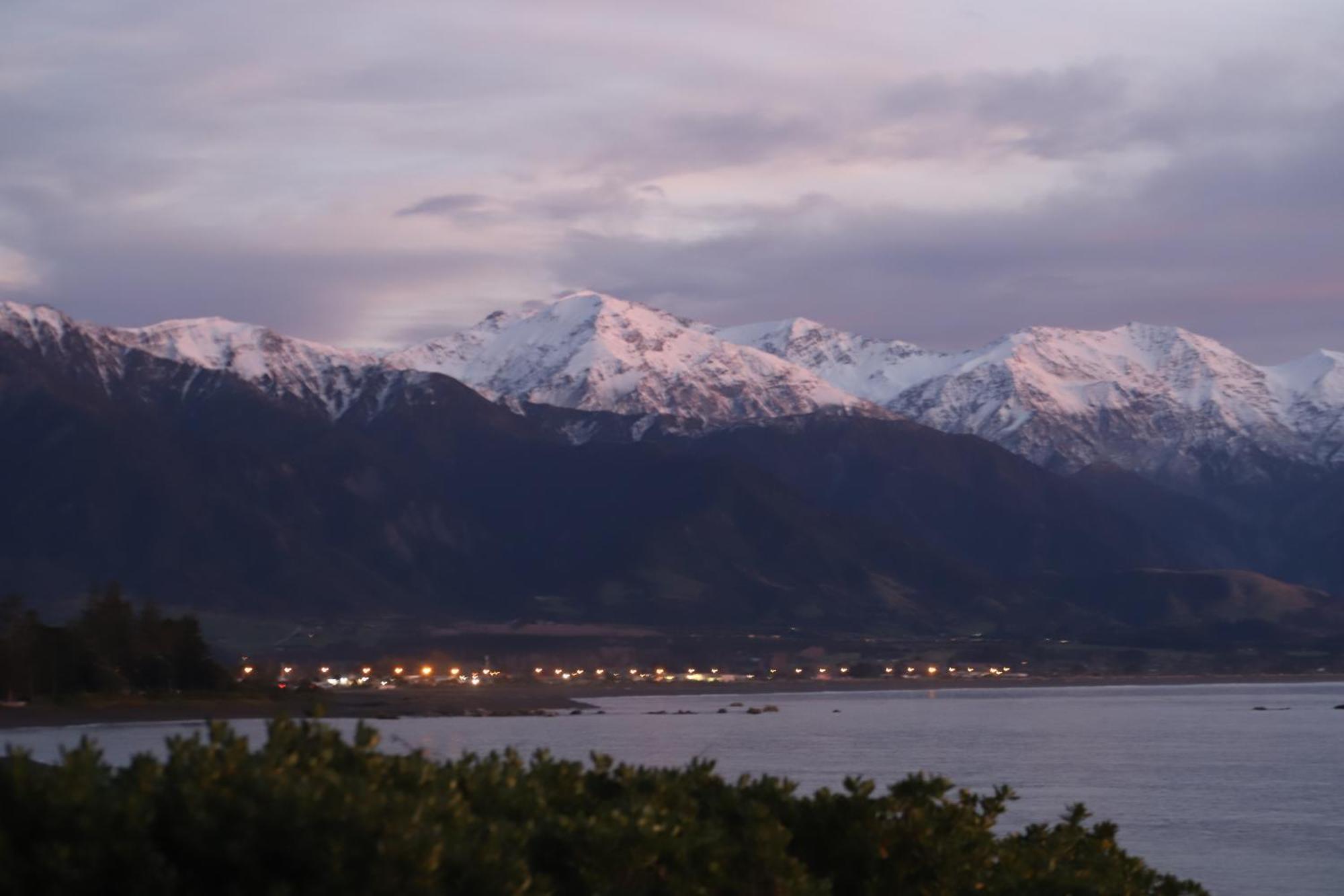Sierra Beachfront Motel Kaikoura Zewnętrze zdjęcie